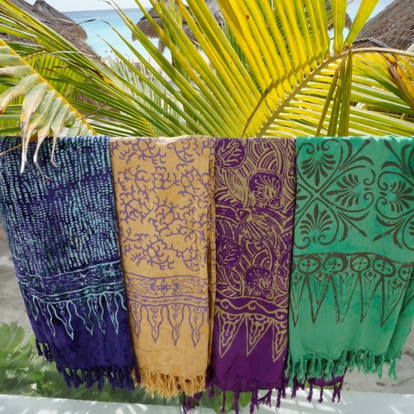 Blue printed sarong/shawl - Picture 2 of 3